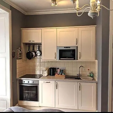 Beautiful Ground Floor Apartment With Parking, Exeter Exterior photo